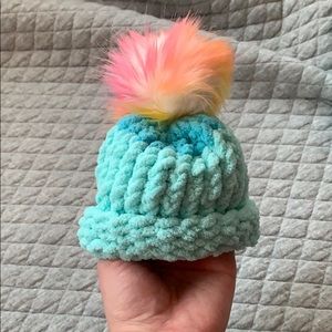 HANDMADE INFANT/NEWBORN TOQUES